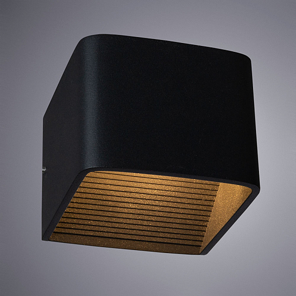 Настенный светильник Arte Lamp Scatola A1423AP-1BK