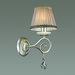 Настенное бра Odeon Light Marionetta 3924/1W