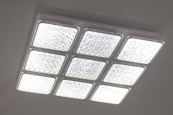 Потолочная люстра Escada Frost 10204/9LED