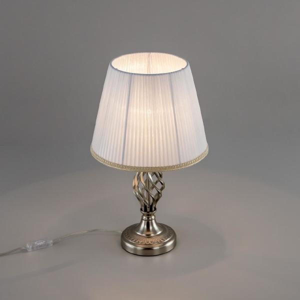 Настольная лампа Citilux Вена CL402811