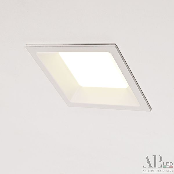 Встраиваемый светильник APL Led Ingrid 3322.LDF5016/5W/4K